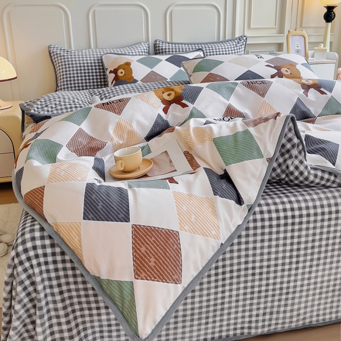 91家纺网 家纺一手货源 找家纺 琪琪阁 2023新款A棉B绒棉加绒牛奶绒四件套单被套 幸运熊