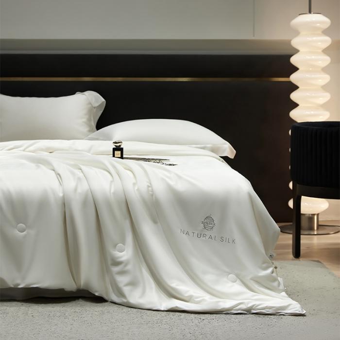 91家纺网 家纺一手货源 找家纺 春秋被子蚕丝被子被芯空调被春秋款四季通用夏凉被纯棉蚕丝子母被全棉小野蚕