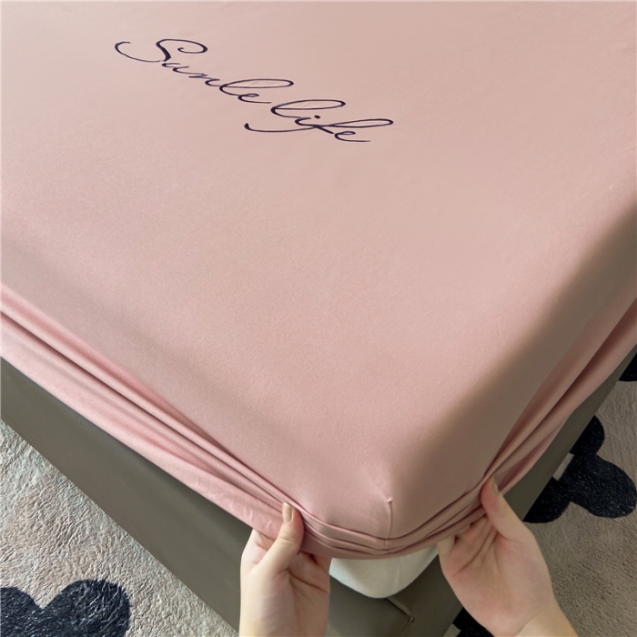 91家纺网 家纺一手货源 找家纺 古吉梦 2023新款A类抗菌防瞒磨毛刺绣S床笠系列 磨毛S床笠-紫豆沙