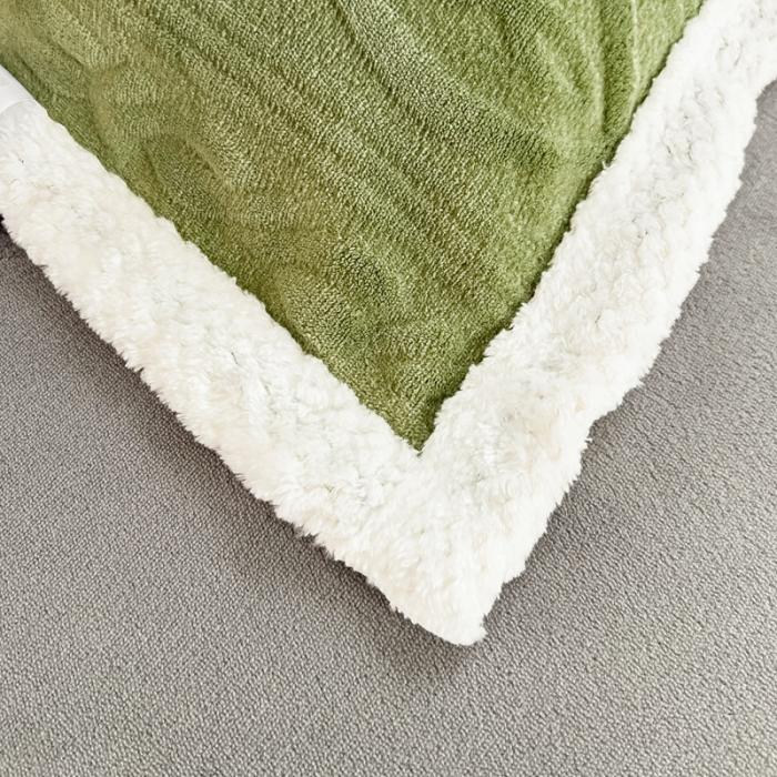 91家纺网 家纺一手货源 找家纺 法澳 2023新款220克牛奶绒雕花烂花毛毯休闲毯 爱莎-牛油果绿