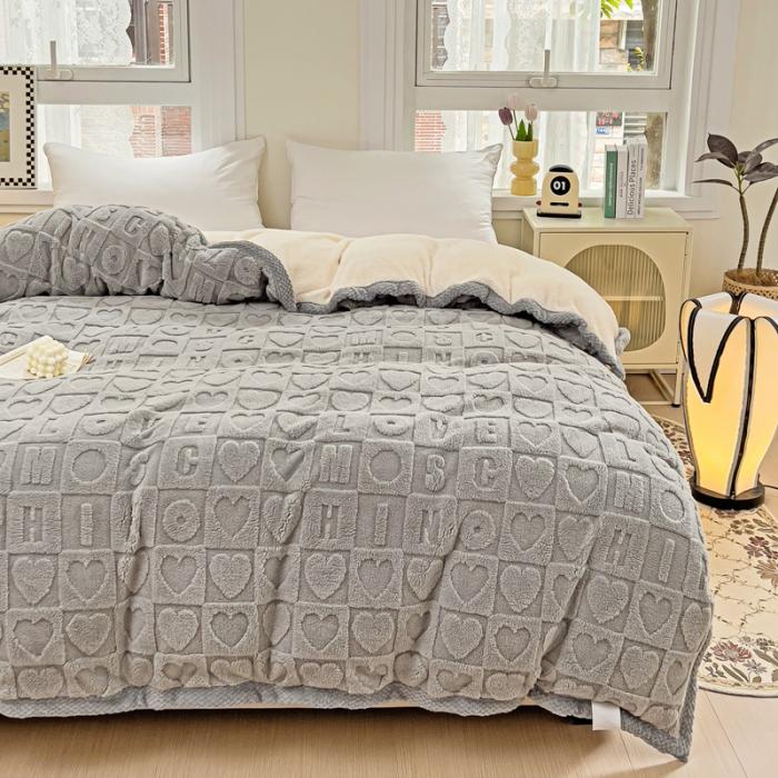 91家纺网 家纺一手货源 找家纺 法澳 2023新款230克塔芙绒北极绒多功能单被套 高级灰