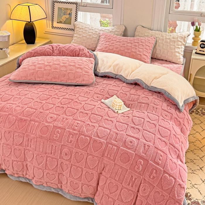 91家纺网 家纺一手货源 找家纺 法澳 2023新款230克塔芙绒被套+牛奶绒夹棉床笠款四件套 藕粉