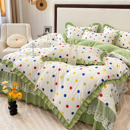 91家纺网 家纺一手货源 找家纺 漫布云2023新款秋冬纯棉全棉夹棉床盖韩版公主风花边床罩绗绣床裙四件套