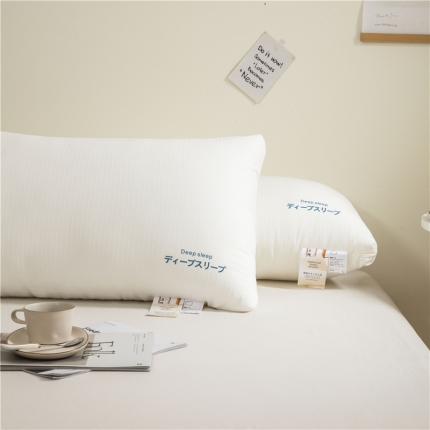 91家纺网 家纺一手货源 找家纺 日式原棉舒适枕 深睡眠全棉枕芯