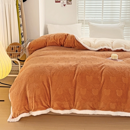 91家纺网 家纺一手货源 找家纺 法澳 2023新款220克牛奶绒雕花烂花多功能单被套 甘比熊-橘色