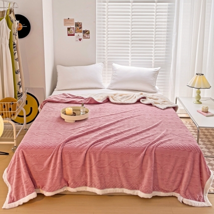 91家纺网 家纺一手货源 找家纺 法澳 2023新款220克牛奶绒雕花烂花毛毯休闲毯 爱莎-浅豆沙