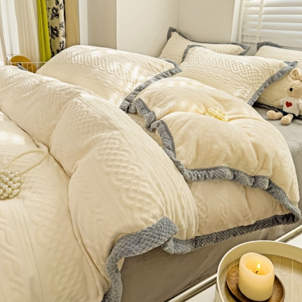 91家纺网 家纺一手货源 找家纺 （总）法澳 2023新款220克雕花绒纯色牛奶绒四件套