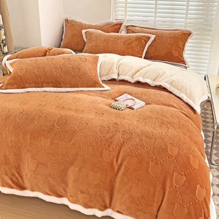 91家纺网 家纺一手货源 找家纺 （总）法澳 2023新款220克雕花绒纯色牛奶绒四件套