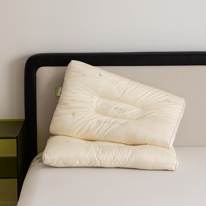 91家纺网 家纺一手货源 找家纺 (总) 多点家居 2023新款莫代尔微醺绿茶仰目枕枕头枕芯