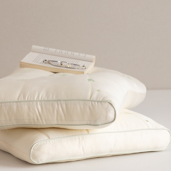 91家纺网 家纺一手货源 找家纺 (总) 多点家居 2023新款莫代尔微醺绿茶仰目枕枕头枕芯