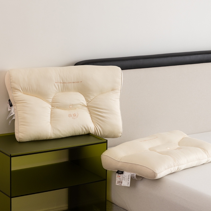 91家纺网 家纺一手货源 找家纺 (总) 多点家居 2023新款莫代尔微醺蚕丝驻颜枕枕头枕芯