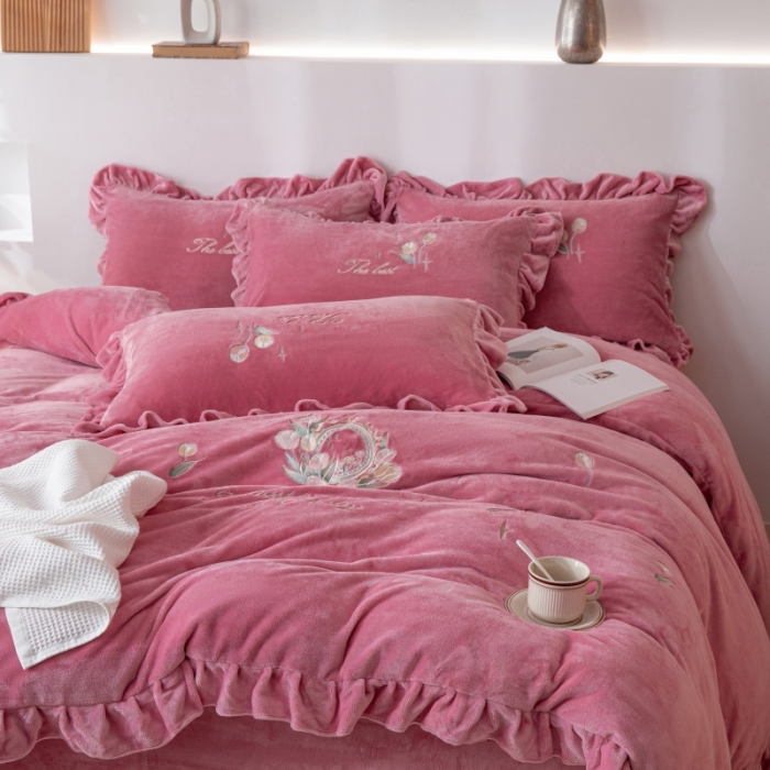91家纺网 家纺一手货源 找家纺 绒博士 2023新款亲肤保暖240克牛奶绒四件套-郁金香 郁金香 豆沙
