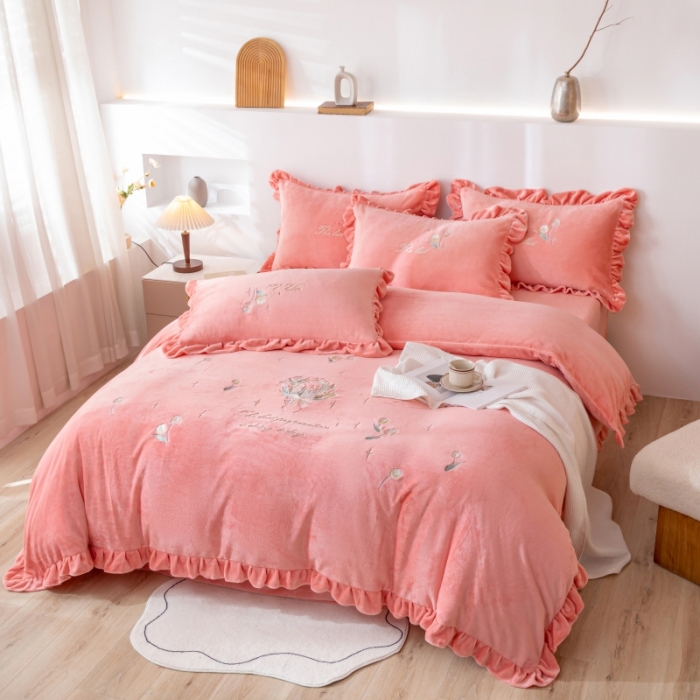 91家纺网 家纺一手货源 找家纺 绒博士 2023新款亲肤保暖240克牛奶绒四件套-郁金香 郁金香 粉色