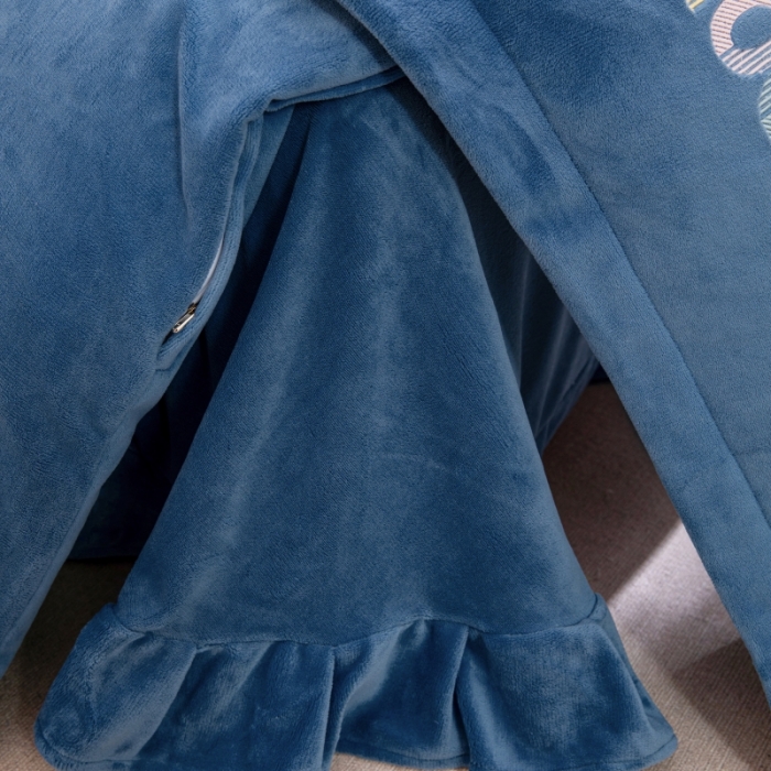 91家纺网 家纺一手货源 找家纺 绒博士 2023新款舒适保暖220克牛奶绒四件套系列 罗拉 幽兰