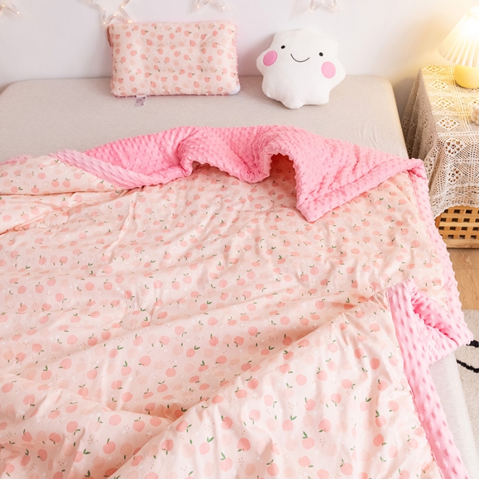 91家纺网 家纺一手货源 找家纺 十九色 2024新款儿童全棉豆豆被春秋被冬被婴幼儿安抚毯被子 小苹果