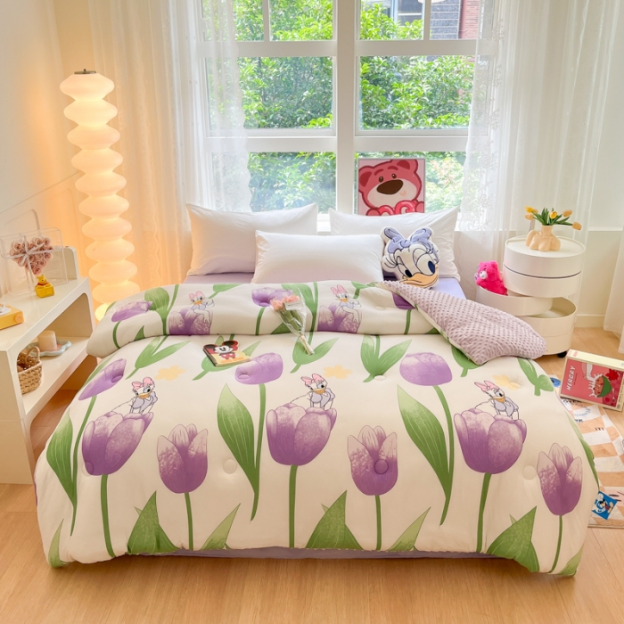 91家纺网 家纺一手货源 找家纺 伊人居 2023新款A类迪士尼针织棉豆豆被 甜心黛西