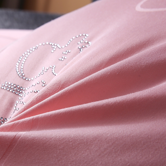 91家纺网 家纺一手货源 找家纺 2023新款牛奶枕头枕芯 牛奶丝立体粉