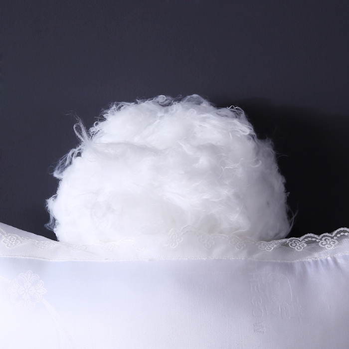 91家纺网 家纺一手货源 找家纺 2023新款牛奶枕头枕芯 牛奶丝花边白色