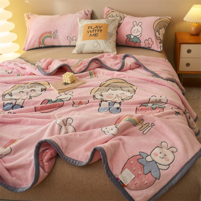 91家纺网 家纺一手货源 找家纺 21度C 2023新款雪花绒多功能毛毯盖毯 草莓娃娃