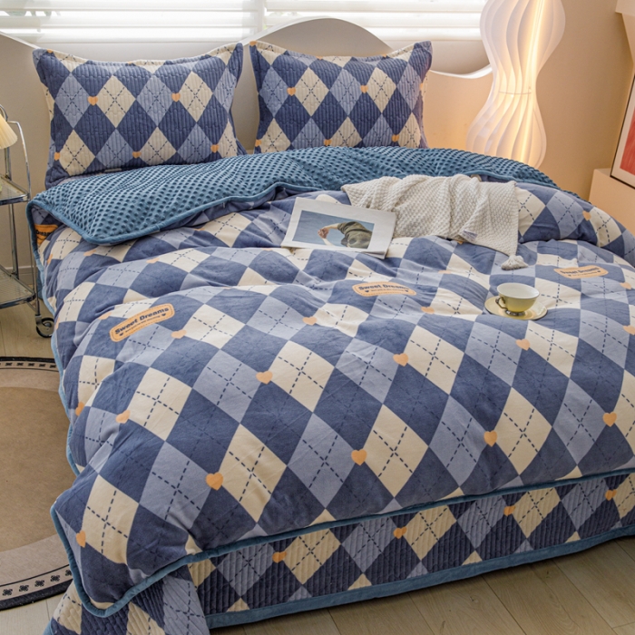 91家纺网 家纺一手货源 找家纺 青竹苑2023新款床盖款四件套牛奶绒夹棉床盖宝宝绒豆豆被套学生三件套 绅士品格