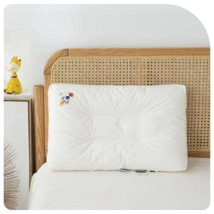 91家纺网 家纺一手货源 找家纺 （总）唯爱品 2026新款60S全棉A类无荧光卡通云柔枕枕头枕芯 酒店枕护颈枕 记忆枕源头工厂  