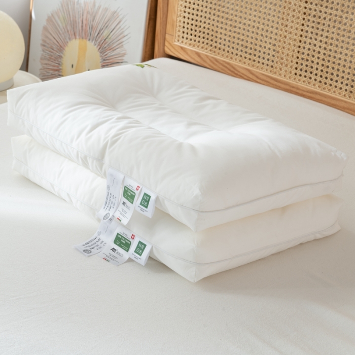 91家纺网 家纺一手货源 找家纺 唯爱品 2026新款60S全棉A类无荧光卡通云柔枕枕头枕芯 记忆枕源头工厂 30*50cm/只 草莓熊儿童云柔枕