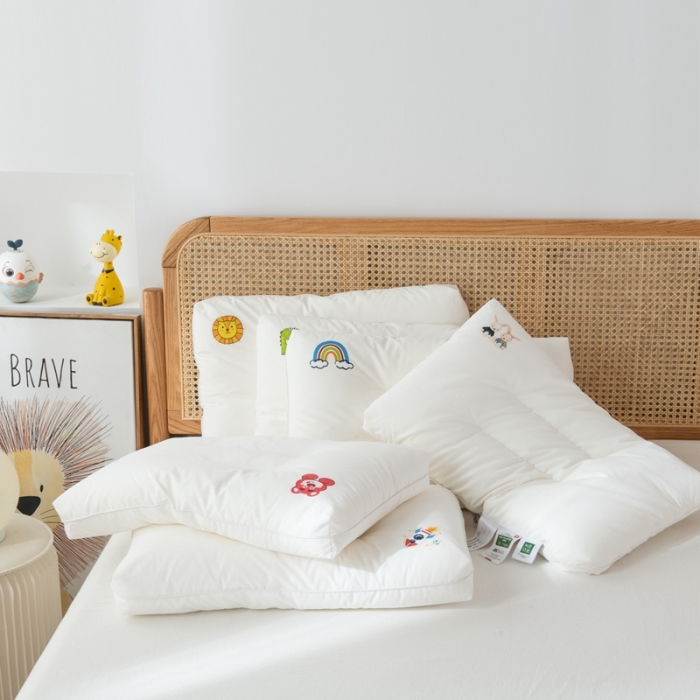 91家纺网 家纺一手货源 找家纺 唯爱品 2026新款60S全棉A类无荧光卡通云柔枕枕头枕芯 记忆枕源头工厂 30*50cm/只 小火箭儿童云柔枕