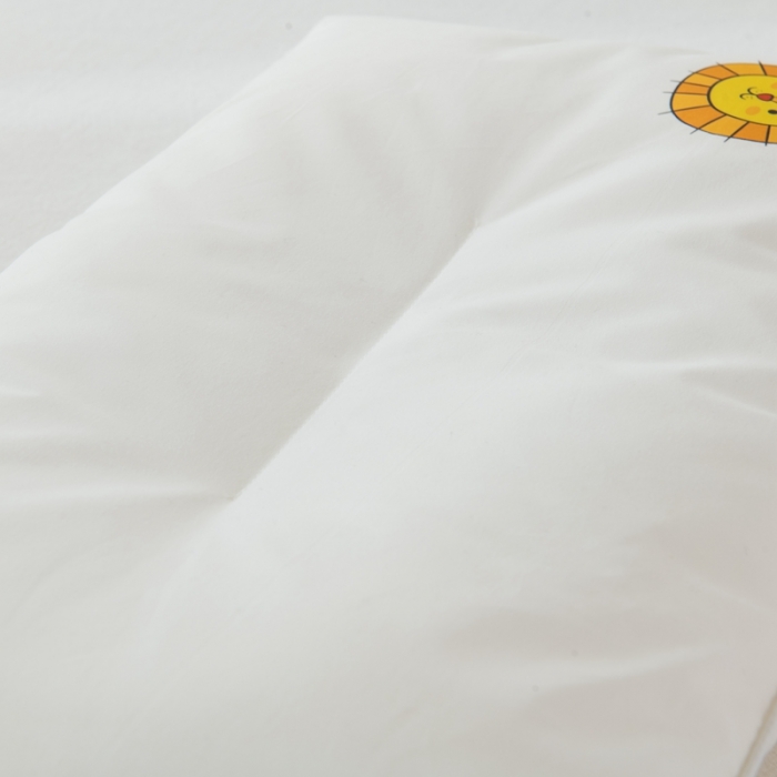 91家纺网 家纺一手货源 找家纺 唯爱品 2026新款60S全棉A类无荧光卡通云柔枕枕头枕芯 记忆枕源头工厂 30*50cm/只 小狮子儿童云柔枕