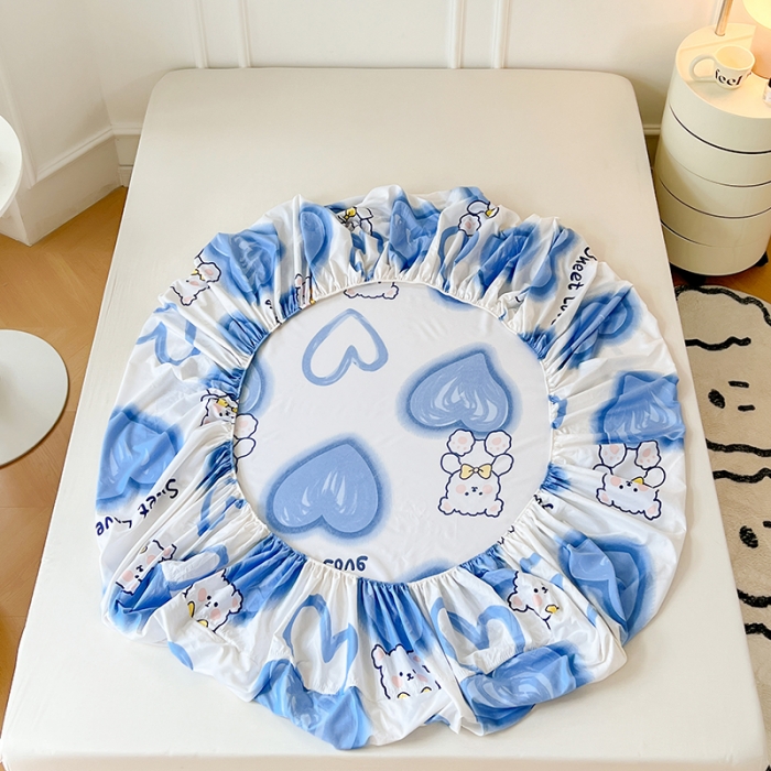 91家纺网 家纺一手货源 找家纺 卡斯诺 2023新款简约亲肤印花芦荟棉单床笠 爱心熊