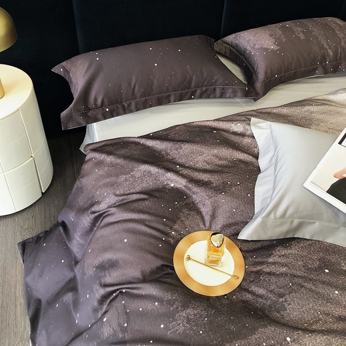 91家纺网 家纺一手货源 找家纺 红馆 2003新款轻奢高支棉臻品100支数码印花四件套--简约款 魅影