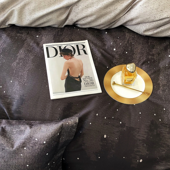 91家纺网 家纺一手货源 找家纺 红馆 2003新款轻奢高支棉臻品100支数码印花四件套--简约款 魅影