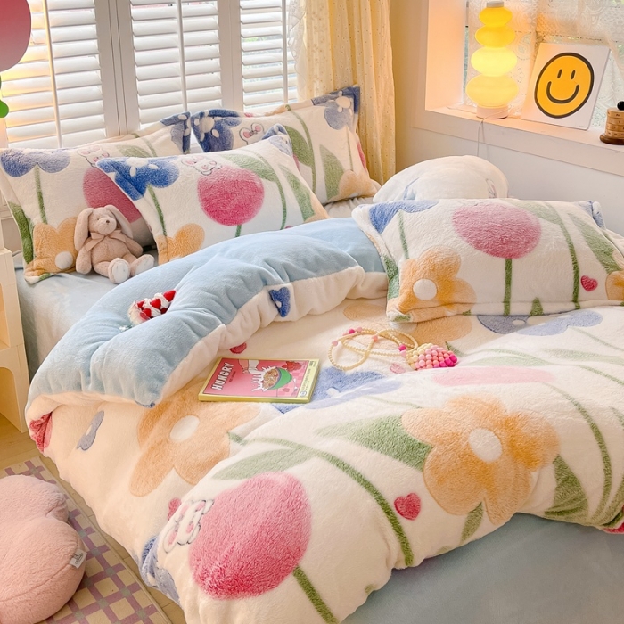 91家纺网 家纺一手货源 找家纺 川悦生活 2023新款立体雪花绒四件套 哈桑花-蓝