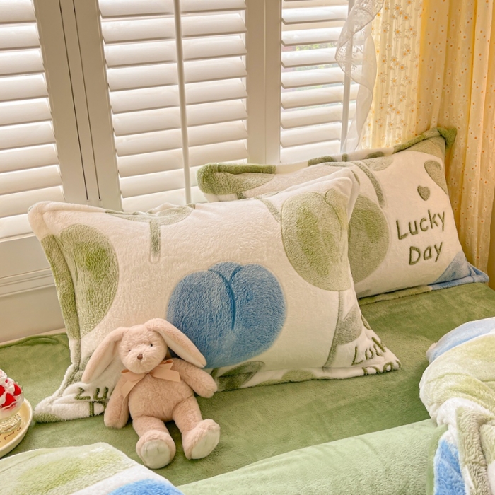 91家纺网 家纺一手货源 找家纺 川悦生活 2023新款立体雪花绒四件套 天使花园