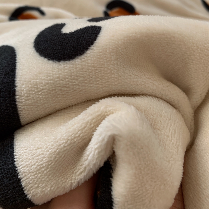 91家纺网 家纺一手货源 找家纺 花沐 2023新款冬季复古小法式牛奶绒四件套 点点熊