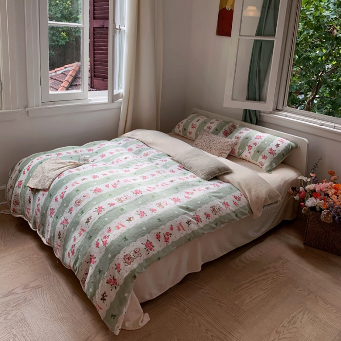 91家纺网 家纺一手货源 找家纺 花沐 2023新款冬季复古小法式牛奶绒四件套 绿叶仙踪