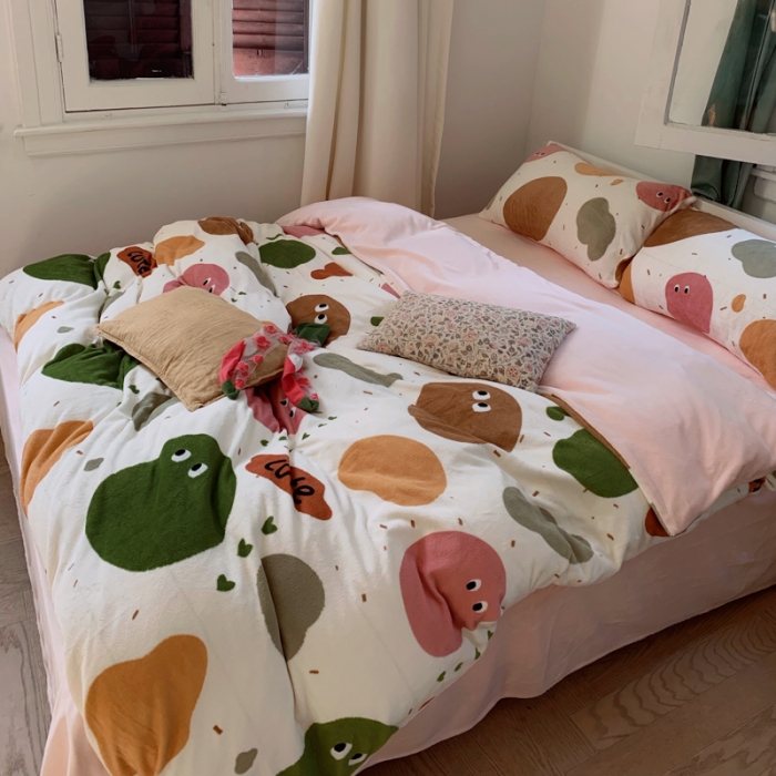 91家纺网 家纺一手货源 找家纺 花沐 2023新款冬季复古小法式牛奶绒四件套 五彩圈圈