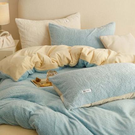 91家纺网 家纺一手货源 找家纺 2023新款小清新纯色双拼美丽绒牛奶绒四件套 奶蓝拼黄