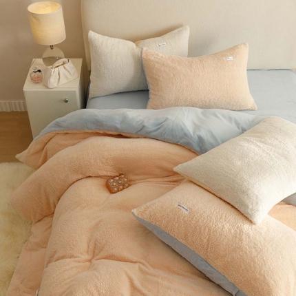 91家纺网 家纺一手货源 找家纺 2023新款小清新纯色双拼美丽绒牛奶绒四件套 黄拼奶蓝