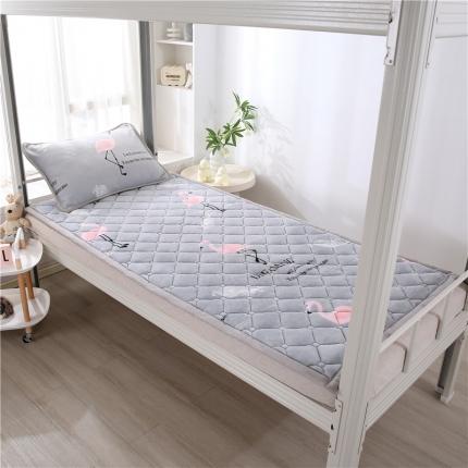 91家纺网 家纺一手货源 找家纺 （总）东宇床垫 2025新款A类抗菌牛奶绒加厚大豆学生床垫