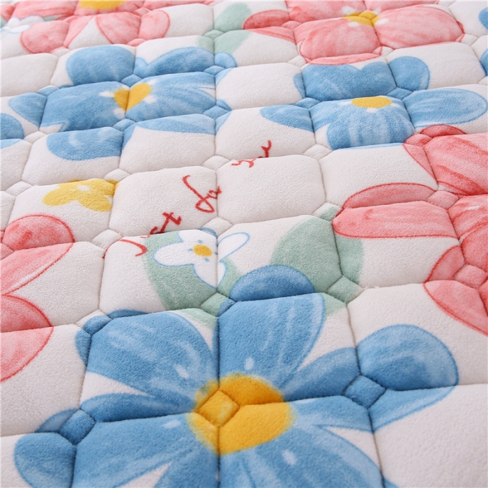 91家纺网 家纺一手货源 找家纺 东宇床垫 2025新款A类抗菌牛奶绒加厚大豆学生床垫 花海