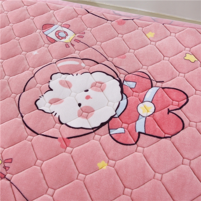 91家纺网 家纺一手货源 找家纺 东宇床垫 2025新款A类抗菌牛奶绒加厚大豆学生床垫 乐萌小兔