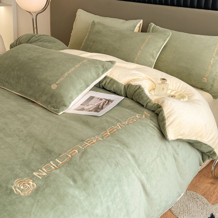 91家纺网 家纺一手货源 找家纺 （总）澳梵 2023新款轻奢风牛奶绒刺绣四件套