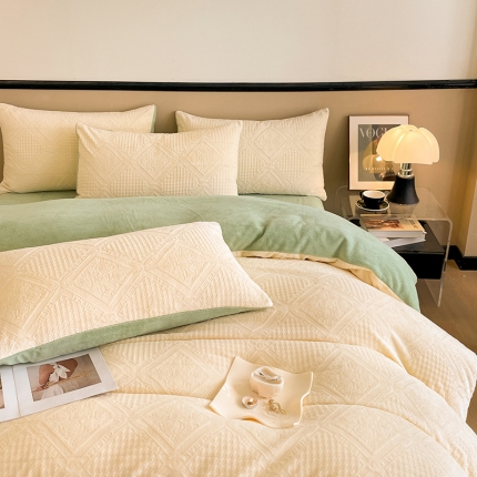 91家纺网 家纺一手货源 找家纺 （总）澳梵 2023新款雕花牛奶绒四件套