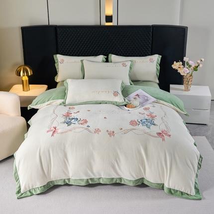 91家纺网 家纺一手货源 找家纺 凯艾玲 新款230克全消光A类牛奶绒四件套绣花系列