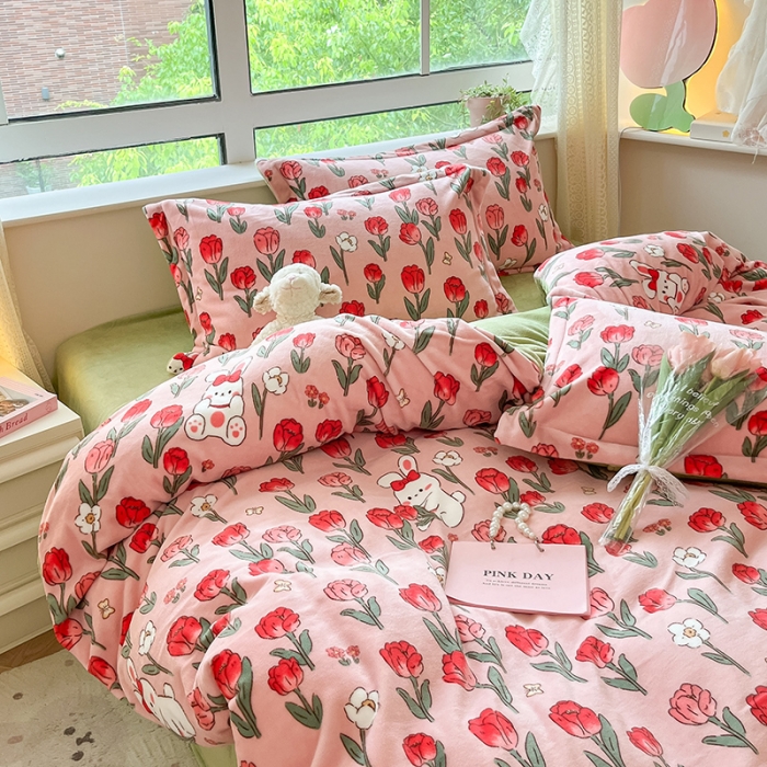 91家纺网 家纺一手货源 找家纺 沐棉 2023新款牛奶绒印花+小清新四件套 玫瑰乐园