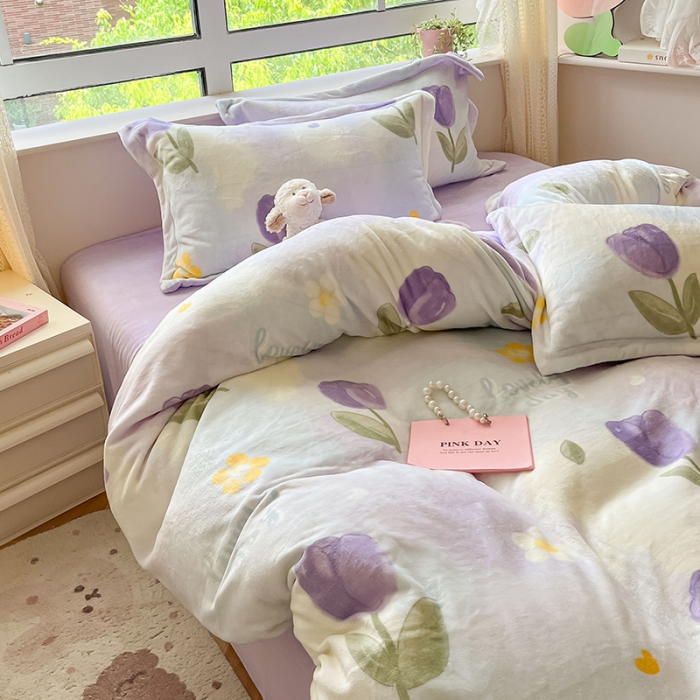 91家纺网 家纺一手货源 找家纺 沐棉 2023新款牛奶绒印花+小清新四件套 紫色郁金香