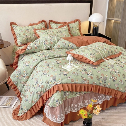 91家纺网 家纺一手货源 找家纺 漫布云2023新款秋冬夹棉床盖韩版公主风花边床罩加厚绗绣床裙四件套