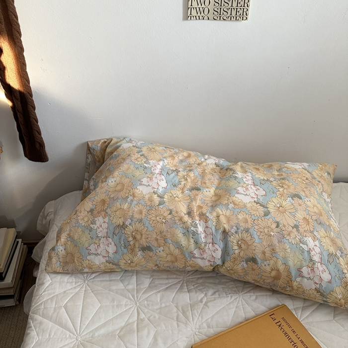 91家纺网 家纺一手货源 找家纺 恋恋三季 2024新款亲肤舒适枕套系列-全棉枕套 全棉斜纹：茶园兔兔