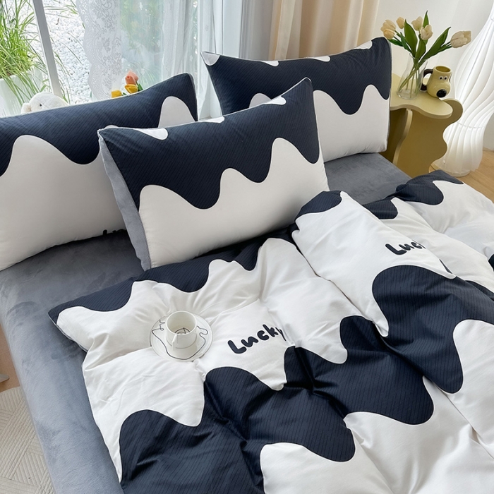 91家纺网 家纺一手货源 找家纺 金鑫汇 2023新款A版面料+B版高克重牛奶绒四件套 棉加绒-波浪世界