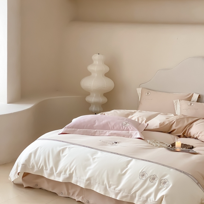 91家纺网 家纺一手货源 找家纺 用心 2023新款长绒棉高端家居刺绣四件套-瑞莎 瑞莎—豆沙